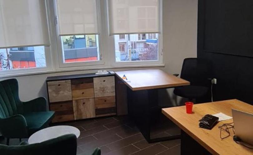 Appartamento al piano terra di 108m2 in Via Sami Frasheri, Tirana