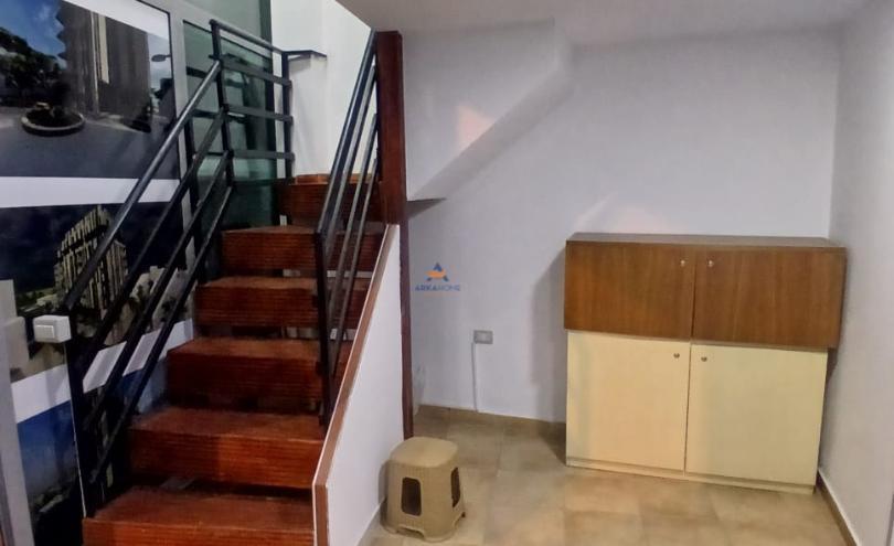 JEPET ME QERA AMBIENT BIZNESI 21M2 "RRUGA SIRI KODRA,ISH PUN