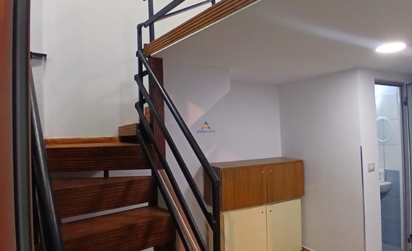 JEPET ME QERA AMBIENT BIZNESI 21M2 "RRUGA SIRI KODRA,ISH PUN
