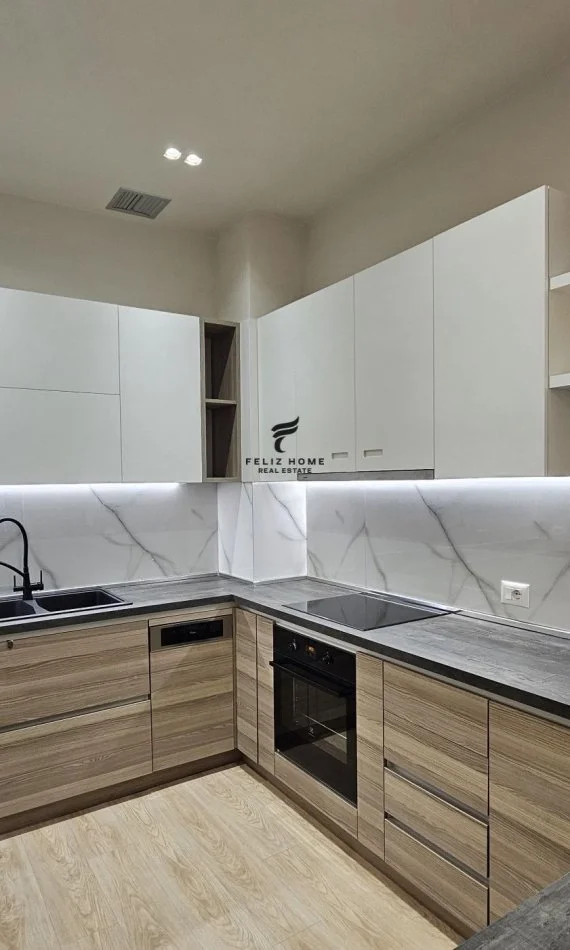 Tirane, vendesi appartamento 3+1 Piano 1, 118 m² 295.000 € (LIQUIDO TOTALE)