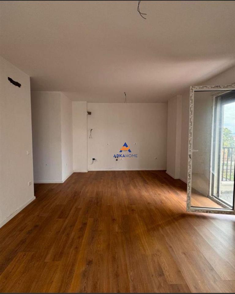 FOR RENT APARTMENT WITH 100m2 AREA "NEAR TRIO TOWERS, DON BOSKO" 600 EUR