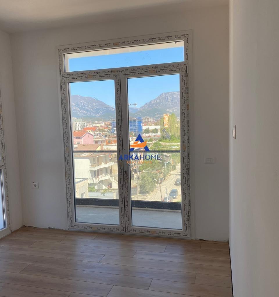 SHITET APPARTAMENTO 1+1 "BULEVARDI I RI" 150000 EURO
