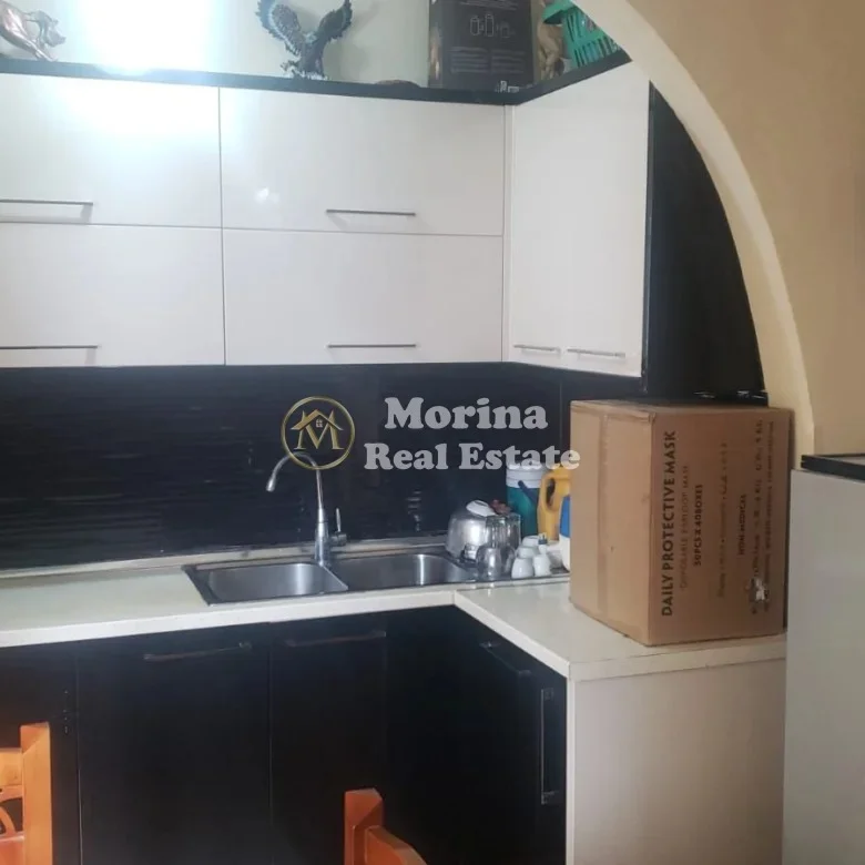 Tirane, vendesi appartamento 2+1 Piano 4, 86 m² 150.000 € (Laprake)