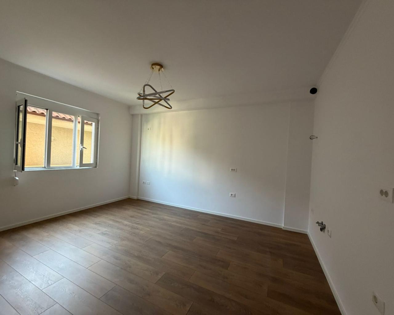 🏡 SHITET APARTAMENT 1+1 – RRUGA DRITAN HOXHA