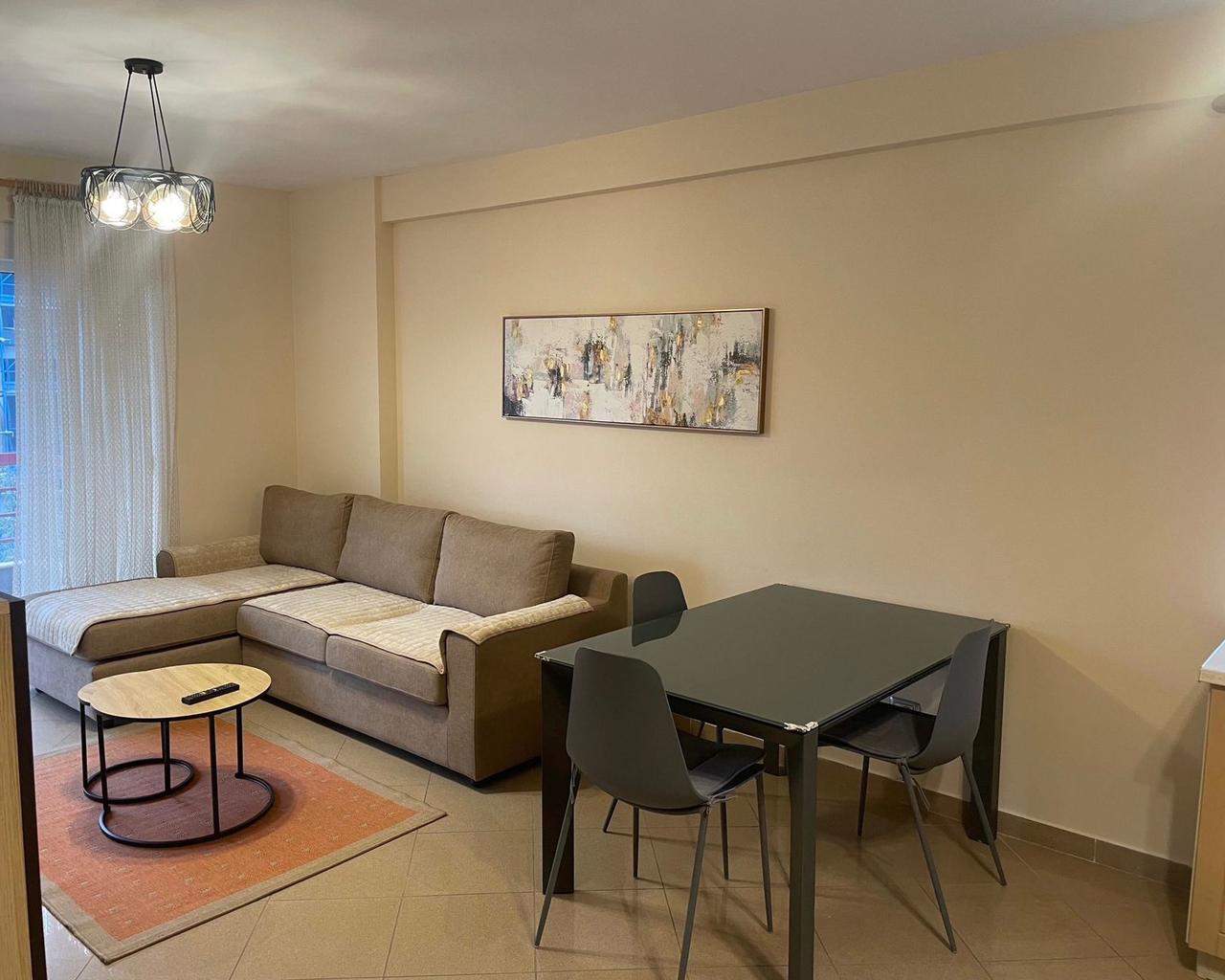 APARTAMENT ME QERA 2+1+2 LIQENI THATE 80.000 LEKE