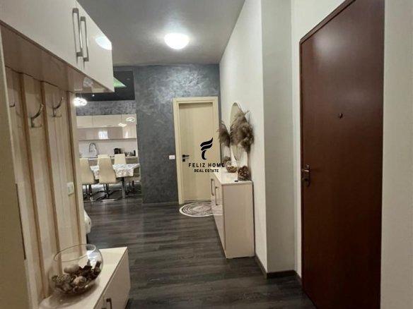 Appartamento in vendita 2+1+2, Via Kavajes, 290.000 euro