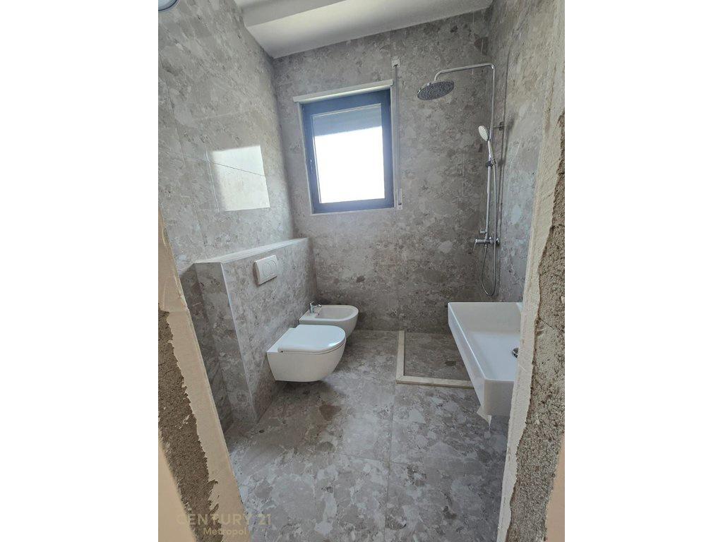 Apartament i Ri 2+1 në Shitje në Kinostudio