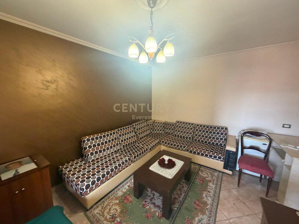 Kavajë Street – Apartment 2+1 for Sale!