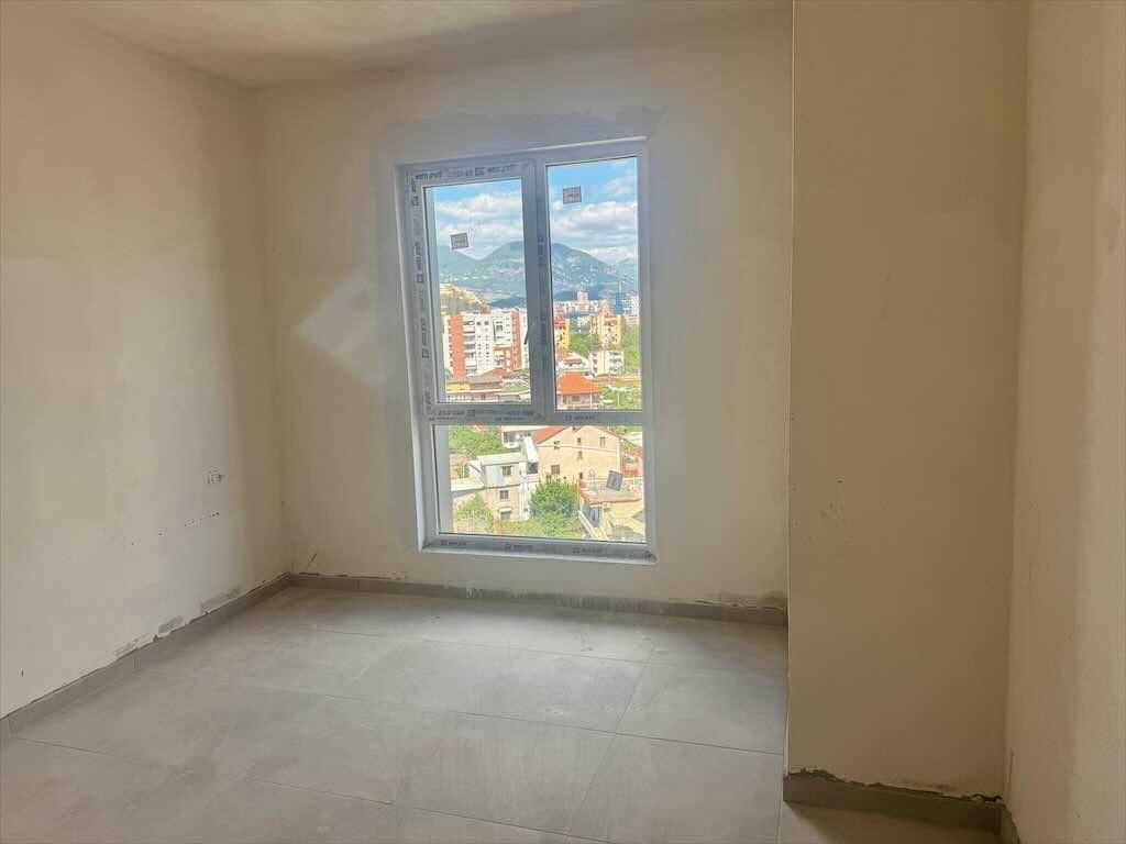 21 Dhjetori-ish Bus Park, For Sale 2+1, Gaqo Avrazi Street