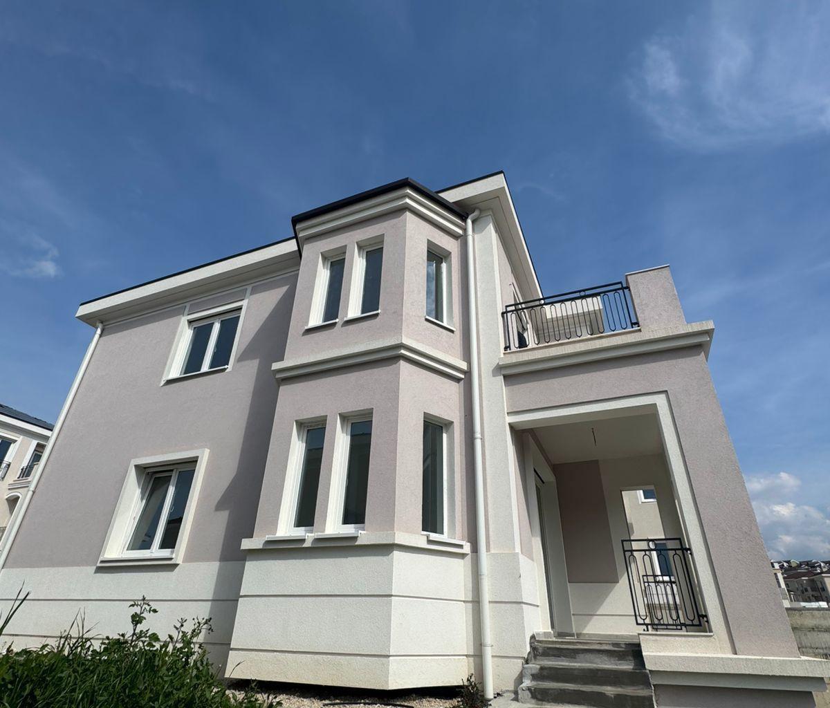 VILLA FOR SALE IN TEG COLLINA VERDE