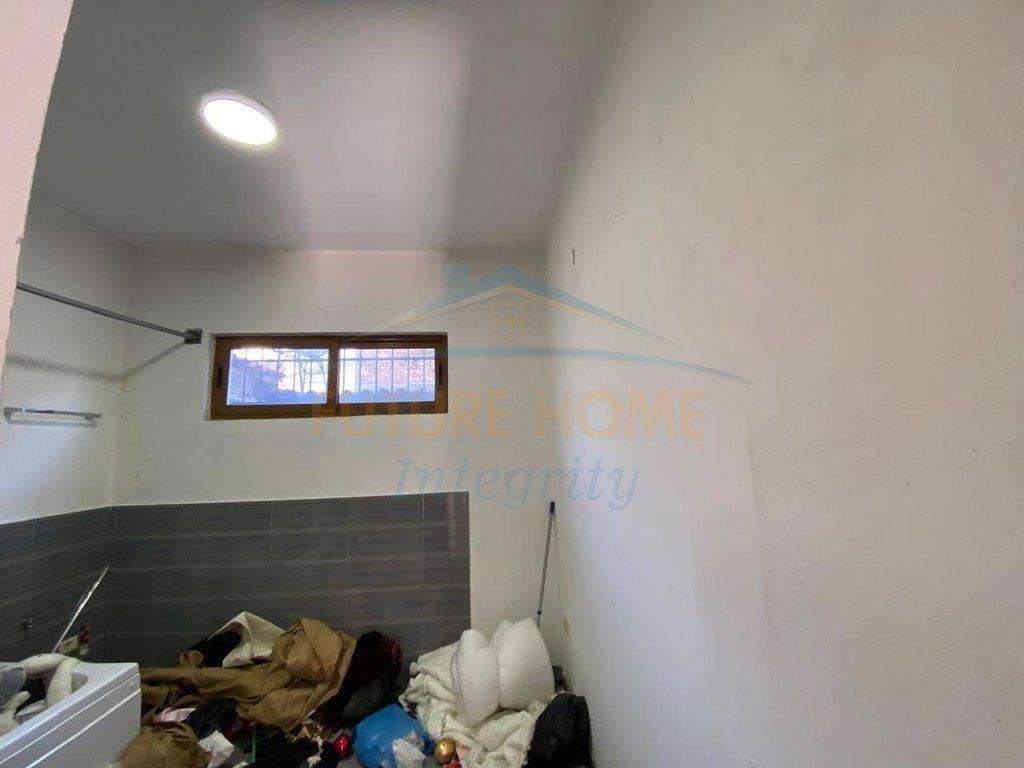 0683487469 Qera, Vilë 3-katëshe, Allias, Tiranë