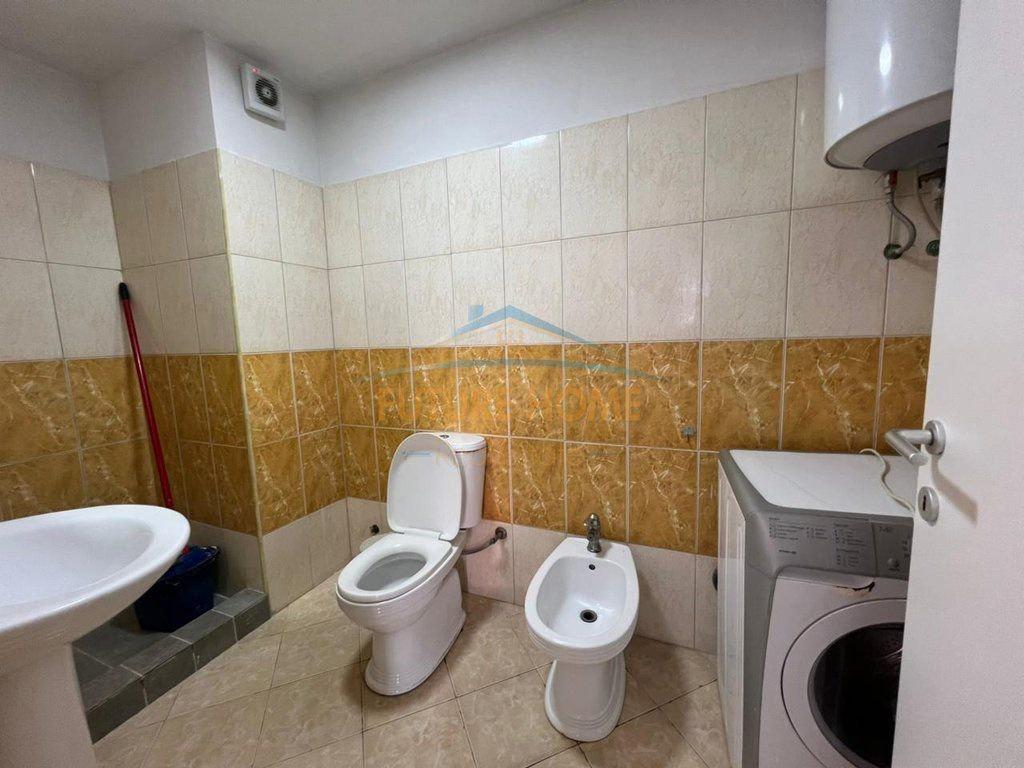 Shitet, Vile 2-Kateshe, Preze, Tirane.