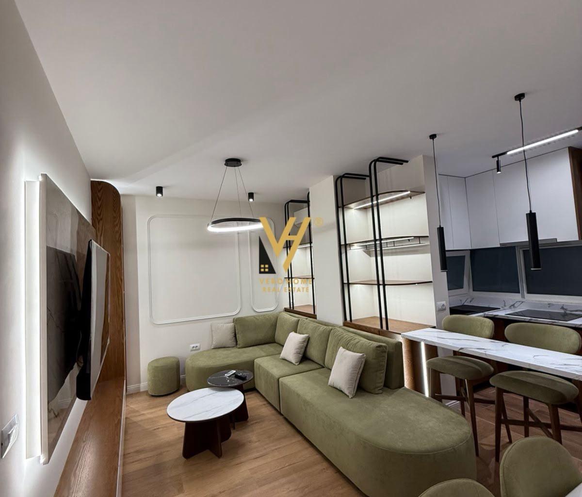 JEPET APARTAMENT 2+1 ME QIRA TE STACIONI TRENIT 95.000 LEKE