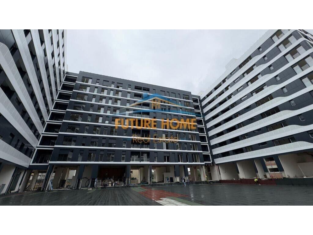 SHITET GARAZH NE DON BOSKO ,PARALEL LIVING