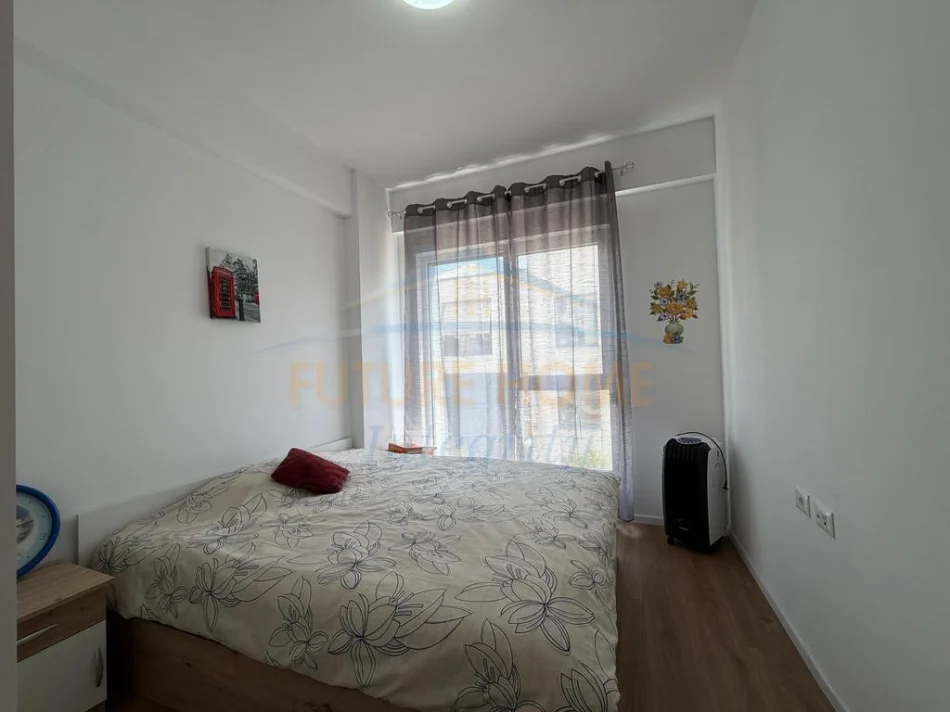 Tirane, vendesi appartamento 1+1+Posto Auto, Piano 1, 49 m² 105.000 € (Residenza OxA, Fresku)
