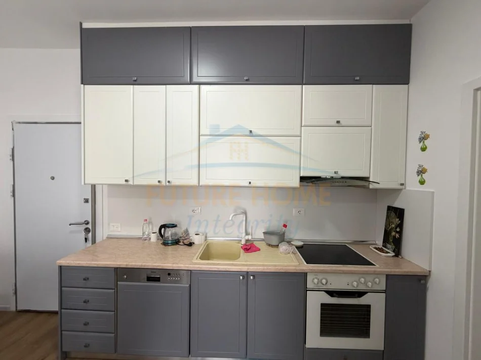 Tirane, vendesi appartamento 1+1+Posto Auto, Piano 1, 49 m² 105.000 € (Residenza OxA, Fresku)