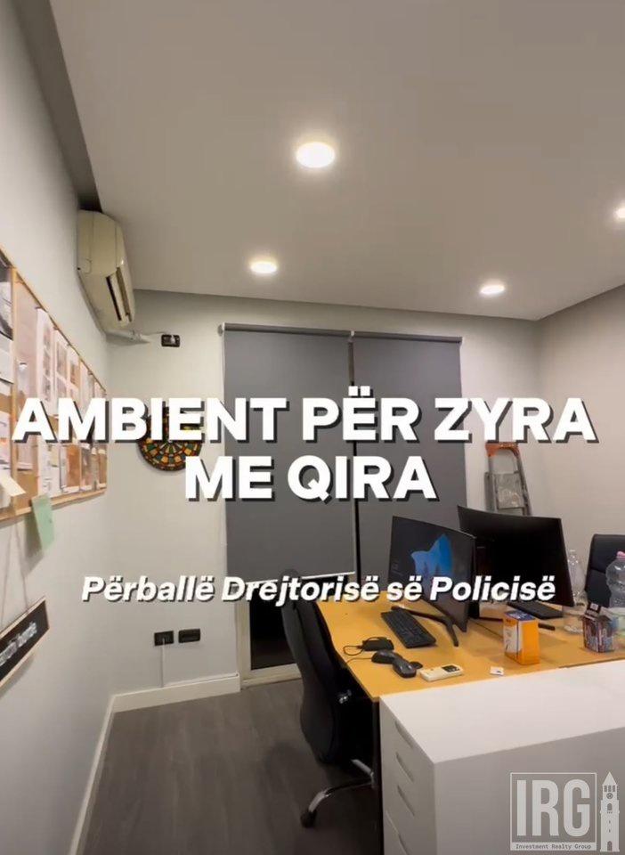 AMBIENT ME QIRA PER ZYRA: MYSLYM SHYRI