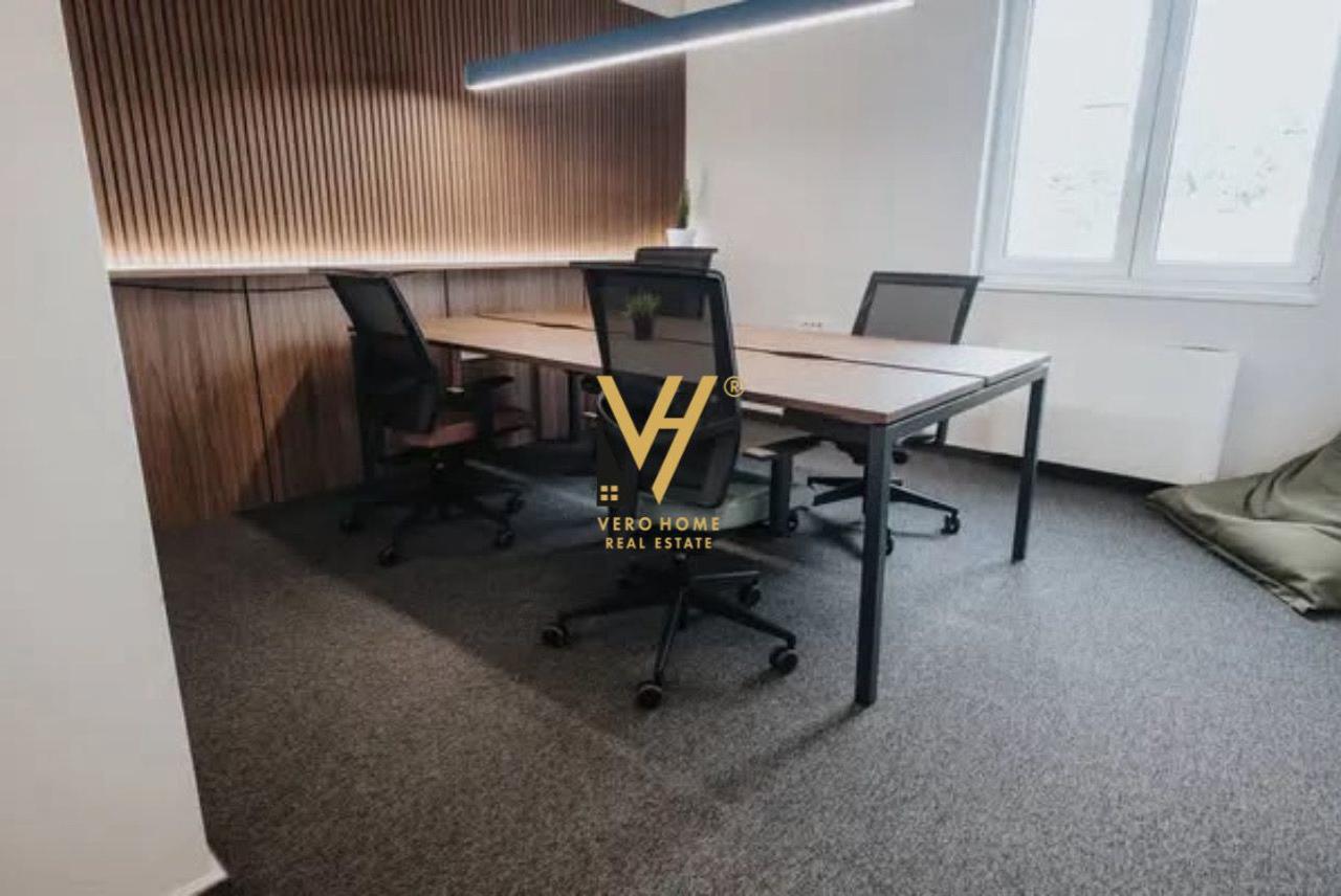 JEPET ZYRE 190 M2 ME QERA TEK KOMUNA E PARISIT 1.100 EURO