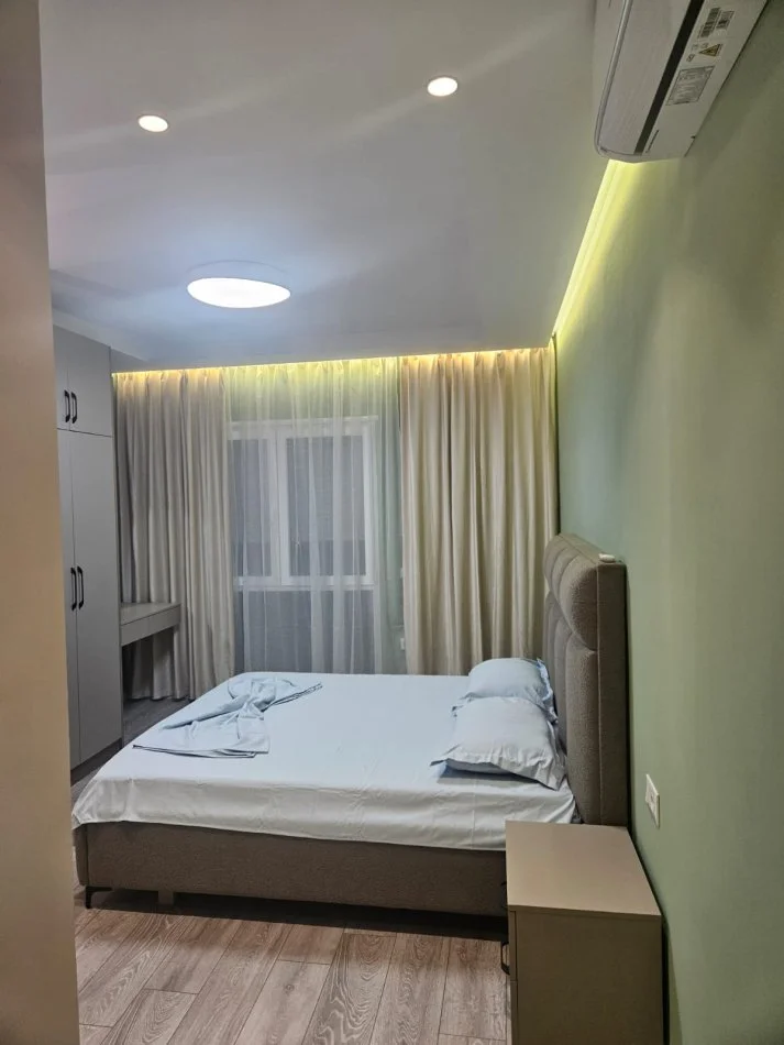 Tirane, affitto appartamento 2+1 Piano 6, 91 m² 700 € (LAPRAKE)