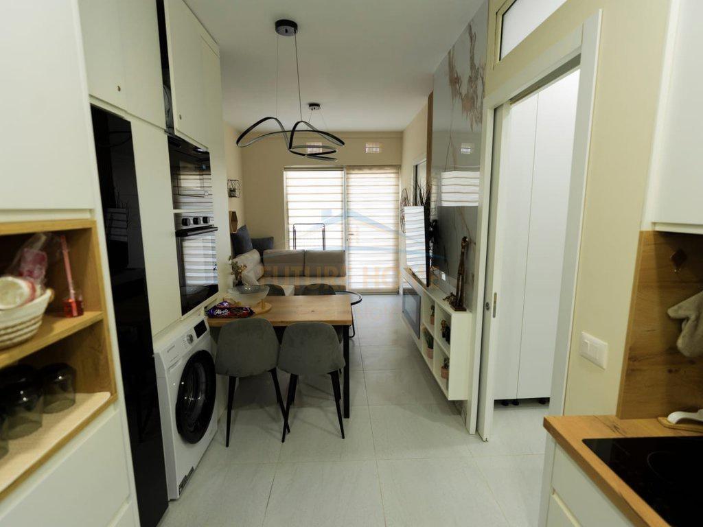 Shitje, Apartament 2+1+Post Parkimi,Kompleksi Sofo Duni