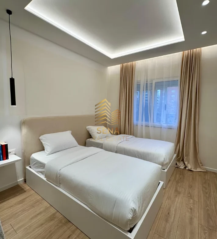 Tirane, affitto appartamento 2+1+Balcone Piano 2, 70 m² 700 € (Brryl)