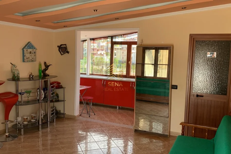 Tirane, Apartment for Rent 2+1+Balcony, 3rd Floor, 80 m², 380 € (Ali Demit Roundabout)