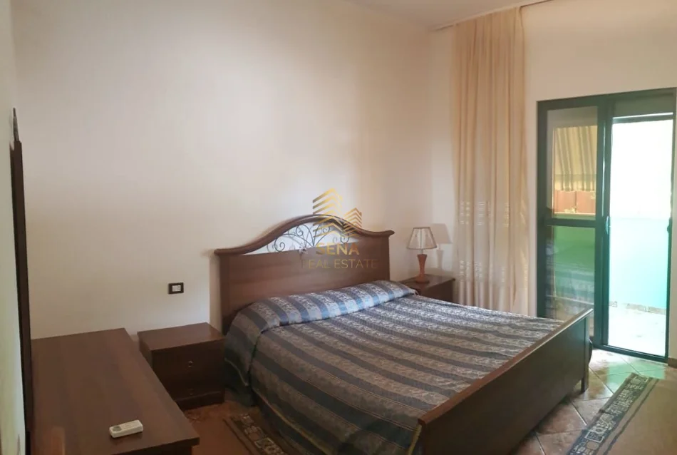 Tirane, Apartment 2+1 for Rent, Second Floor, 100 m², 550 € (Rruga e Durresit)