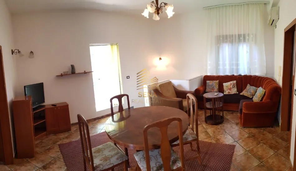 Tirane, Apartment 2+1 for Rent, Second Floor, 100 m², 550 € (Rruga e Durresit)
