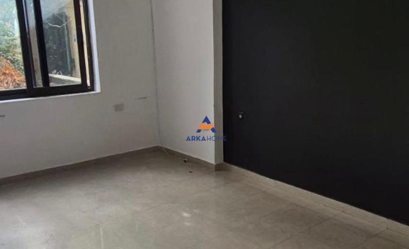Vile in affitto di 3 piani di 240m2 presso Selvía a 1300 euro