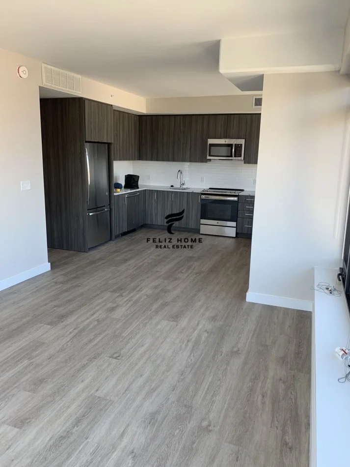 Tirane, shitet apartament 2+1 Kati 3, 105 m² 150.000 € (FRESKU)