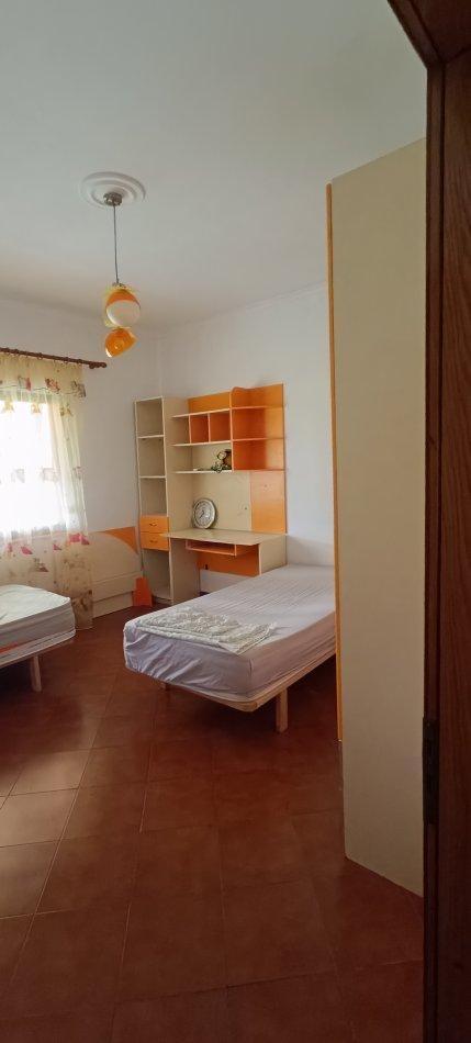 Appartamento con 3+1 camere in affitto ad Ali Demir a 600 euro