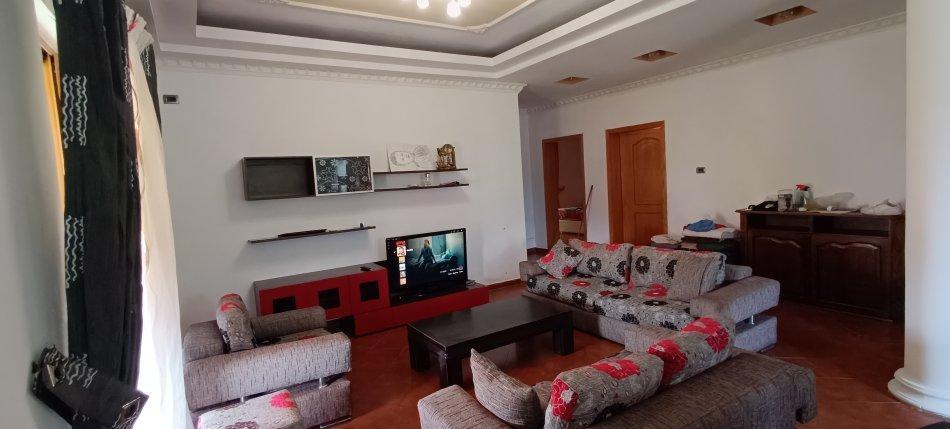 APARTAMENT ME QERA 3+1 ALI DEMI 600 EURO