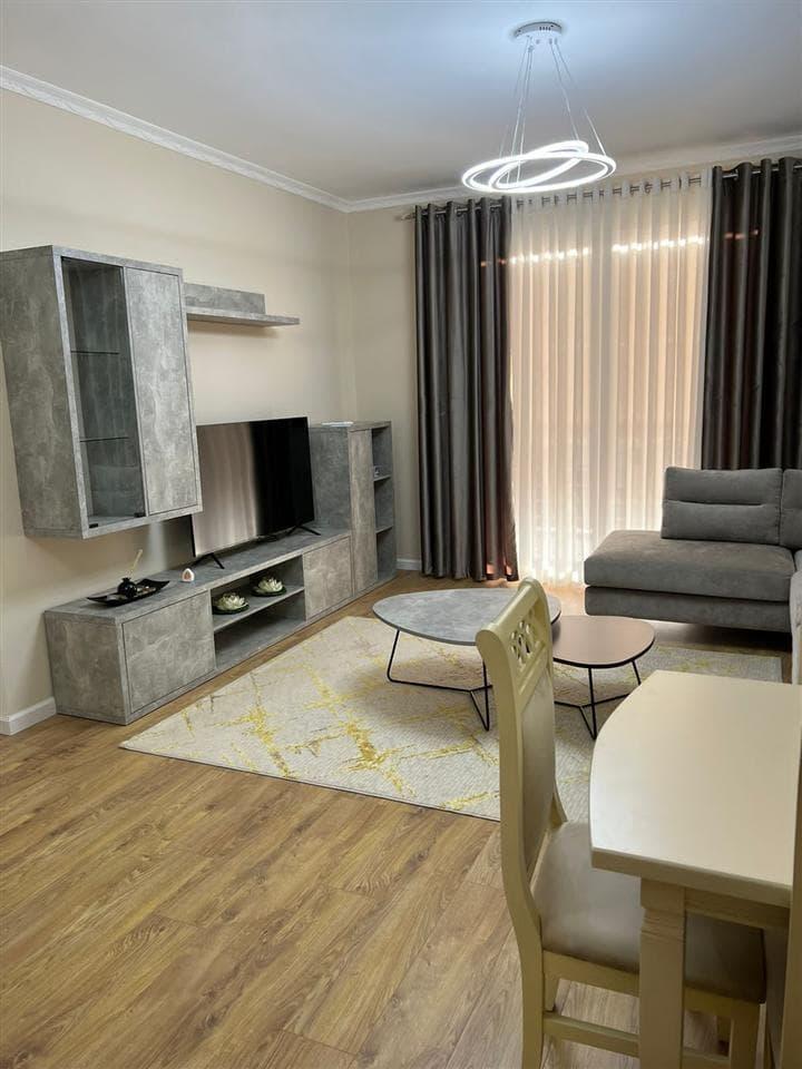 Apartament Me Qera 2+1 Tek Rruga Elbasanit (ID B220394) Tira