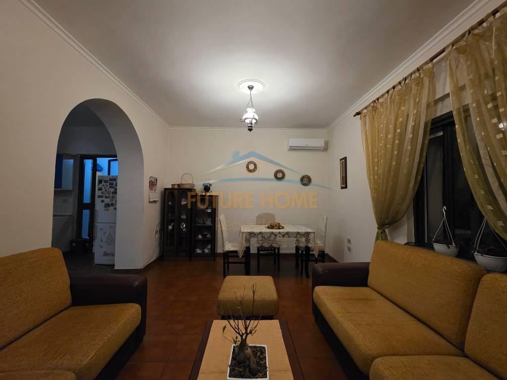 0694738665 Shitje,Apartament 3+1+2 tek Rruga e Kavajes!