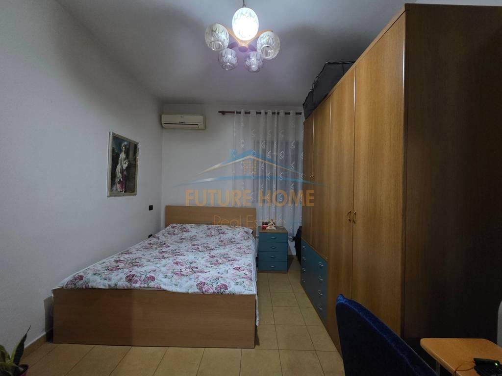 0694738665 Shitje,Apartament 3+1+2 tek Rruga e Kavajes!