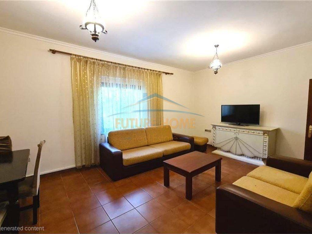 0694738665 Shitje,Apartament 3+1+2 tek Rruga e Kavajes!