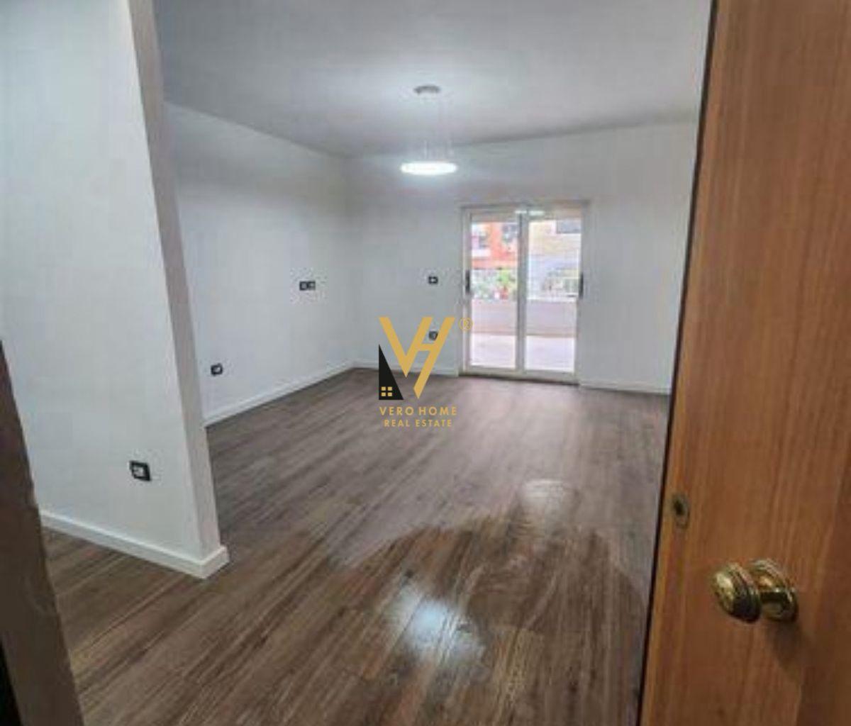 JEPET APARTAMENT 2+1+BLK TE KOPSHTI ZOOLOGJIK 80.000 LEKE