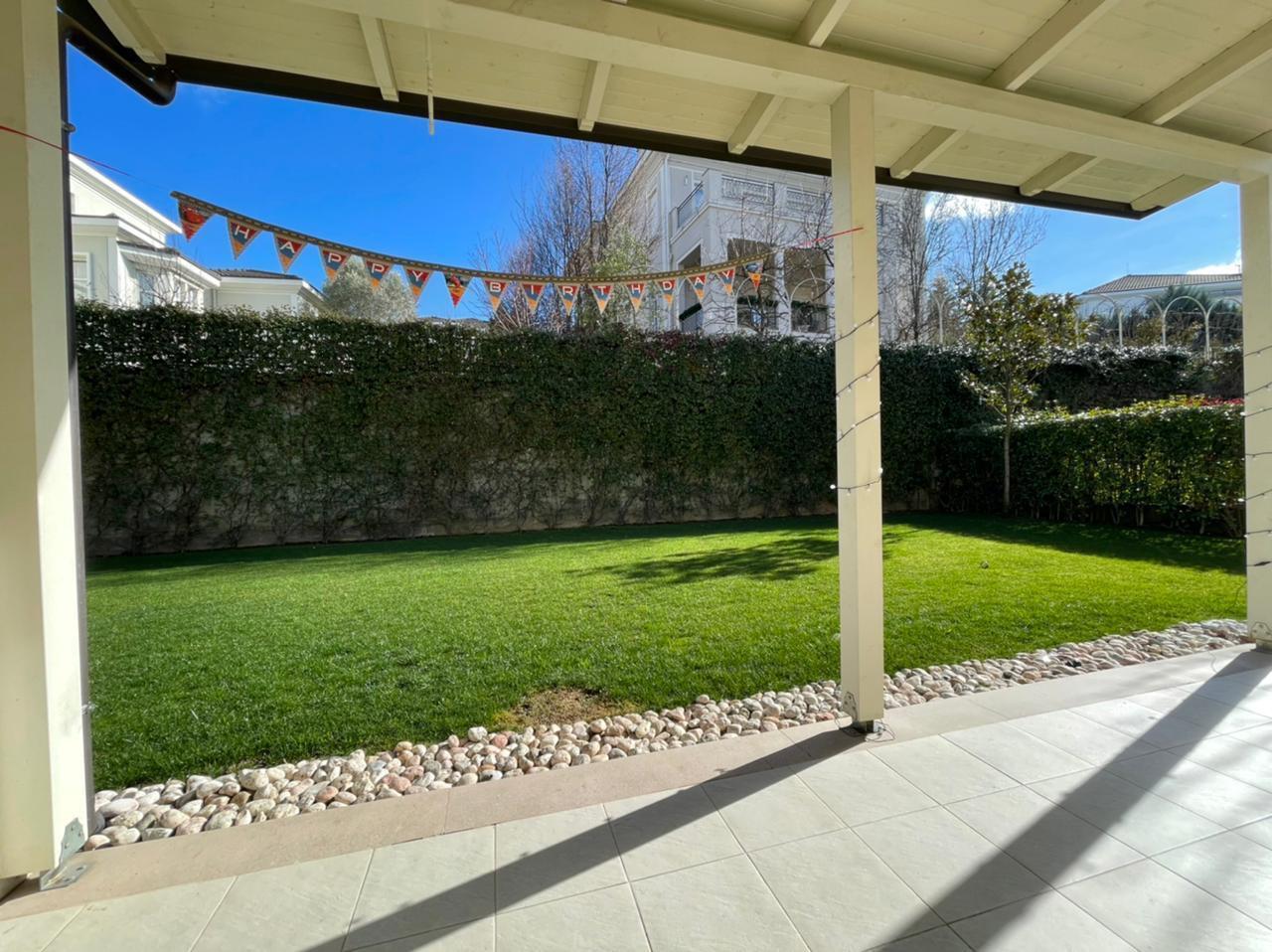 Rolling Hills Villa for Sale
