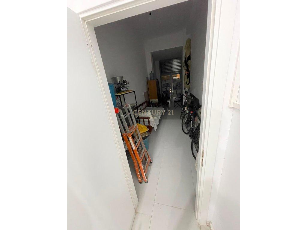 +355695265501 VENDITA AMBIENTE COMMERCIALE A DURRES