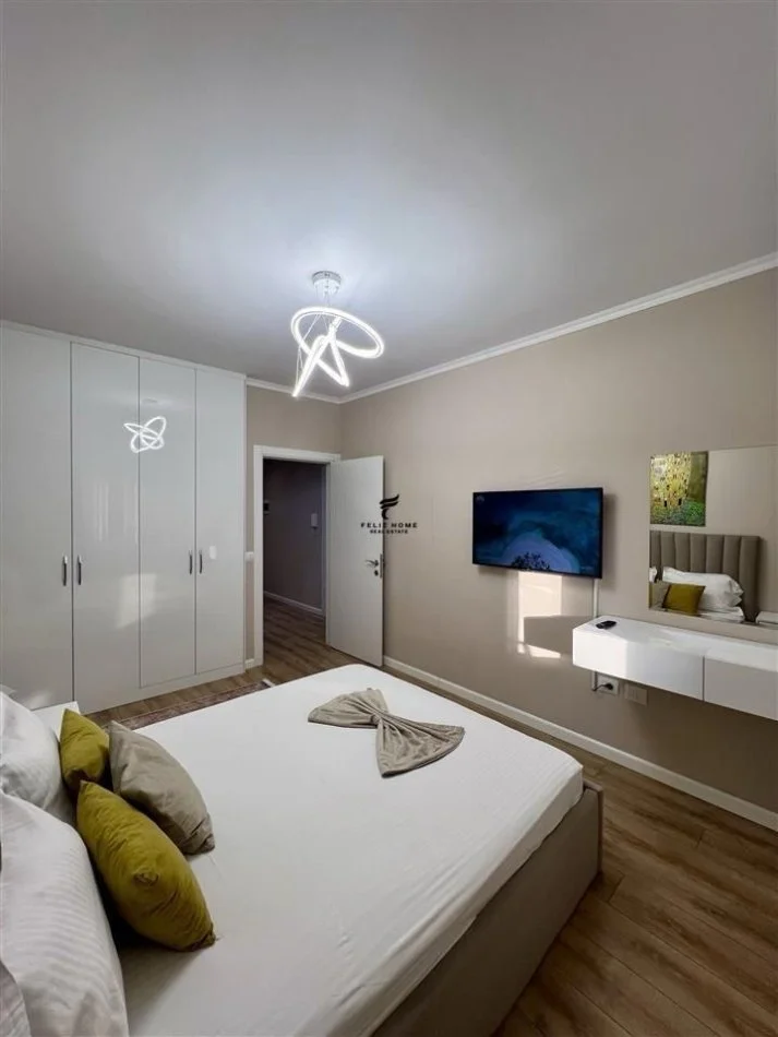 Tirane, affitto appartamento 1+1+Balcone Piano 2, 73 m² 900 € (COMUNE DI PARISIT)