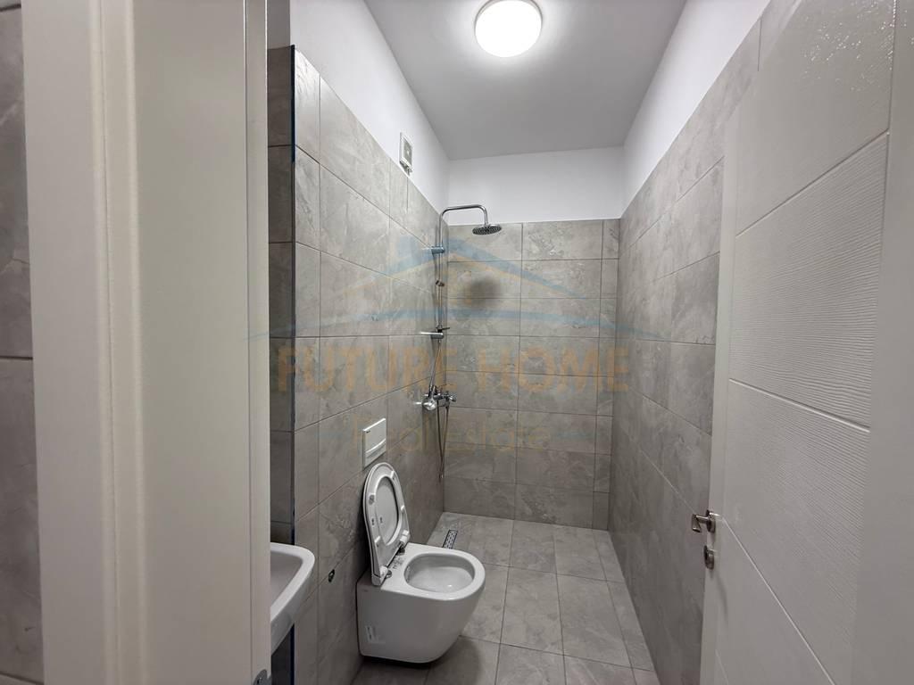 0682912431 Shitet, Apartmanent 2+1+2+Post Parkimi, Bermon R