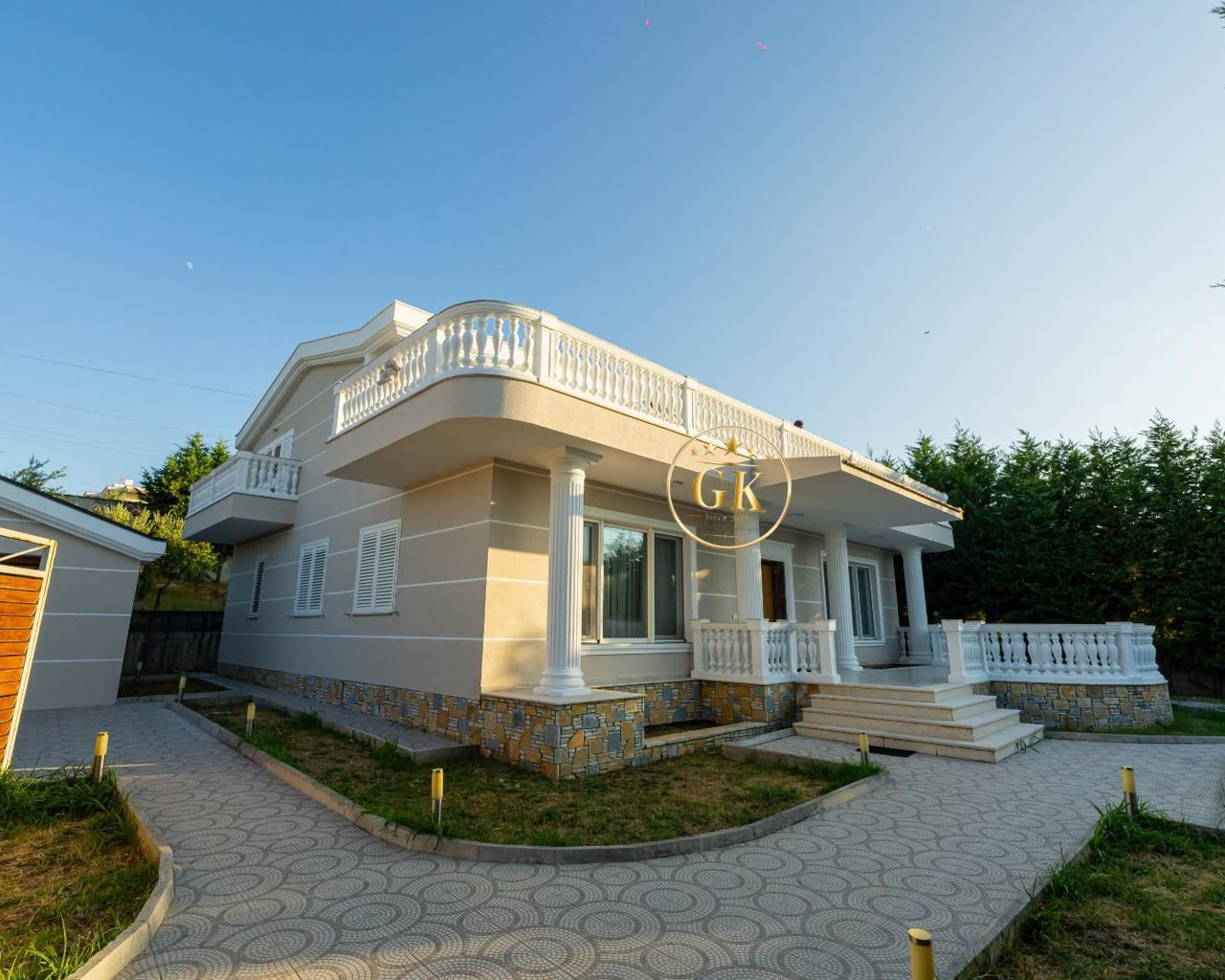20462094 🏡 VILË LUKSOZE NË SHITJE – RRASHBULL, DURRËS 🌿