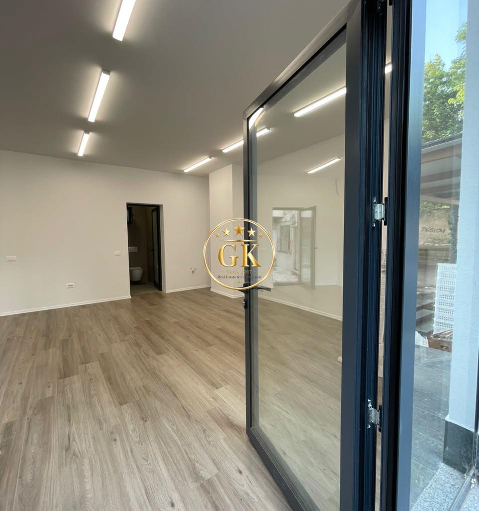 20481827 🏢 SHITET AMBIENT BIZNESI – MUZEU, DURRËS