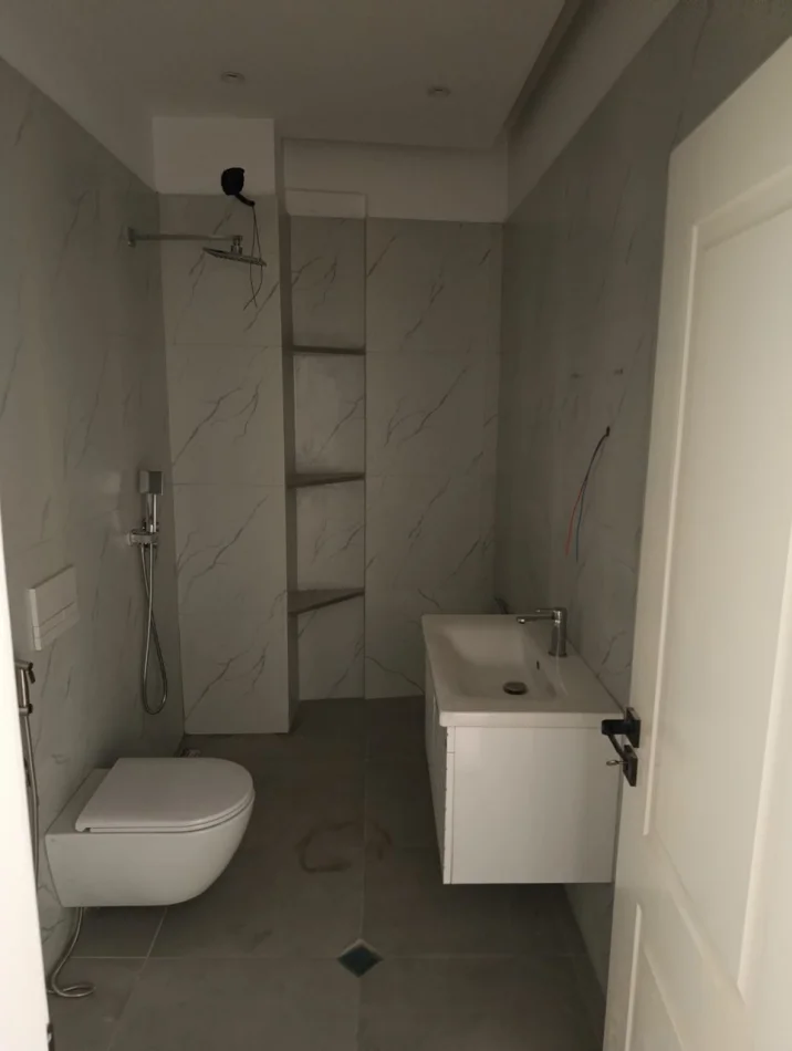 Tirane, affitto di appartamento 1+1 Piano 6, 74 m² 145.000 € (Via 5 Maji)