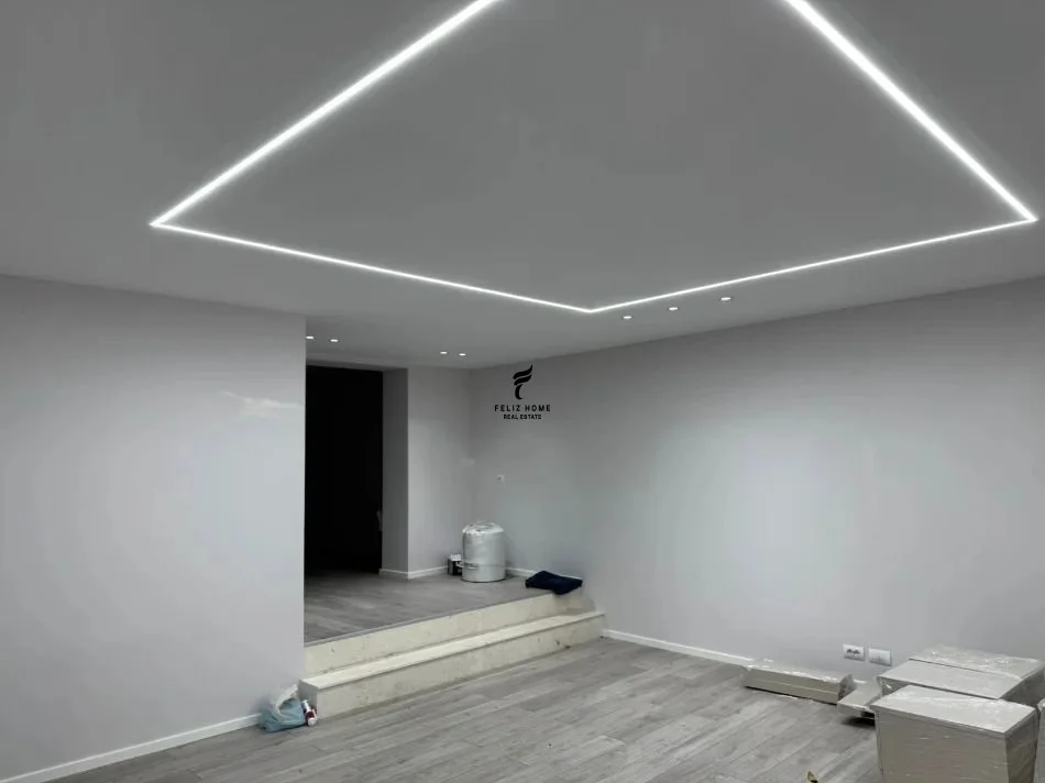 Tirana, Commercial Space for Rent Kati 0, 73 m² 1,500 € (ELBASAN STREET)