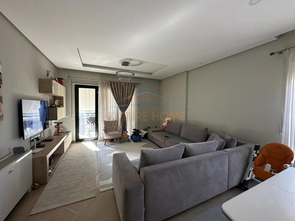 069 479 2 476 VENDESI APPARTAMENTO 2+1, GREEN CITY, UNAZA RE