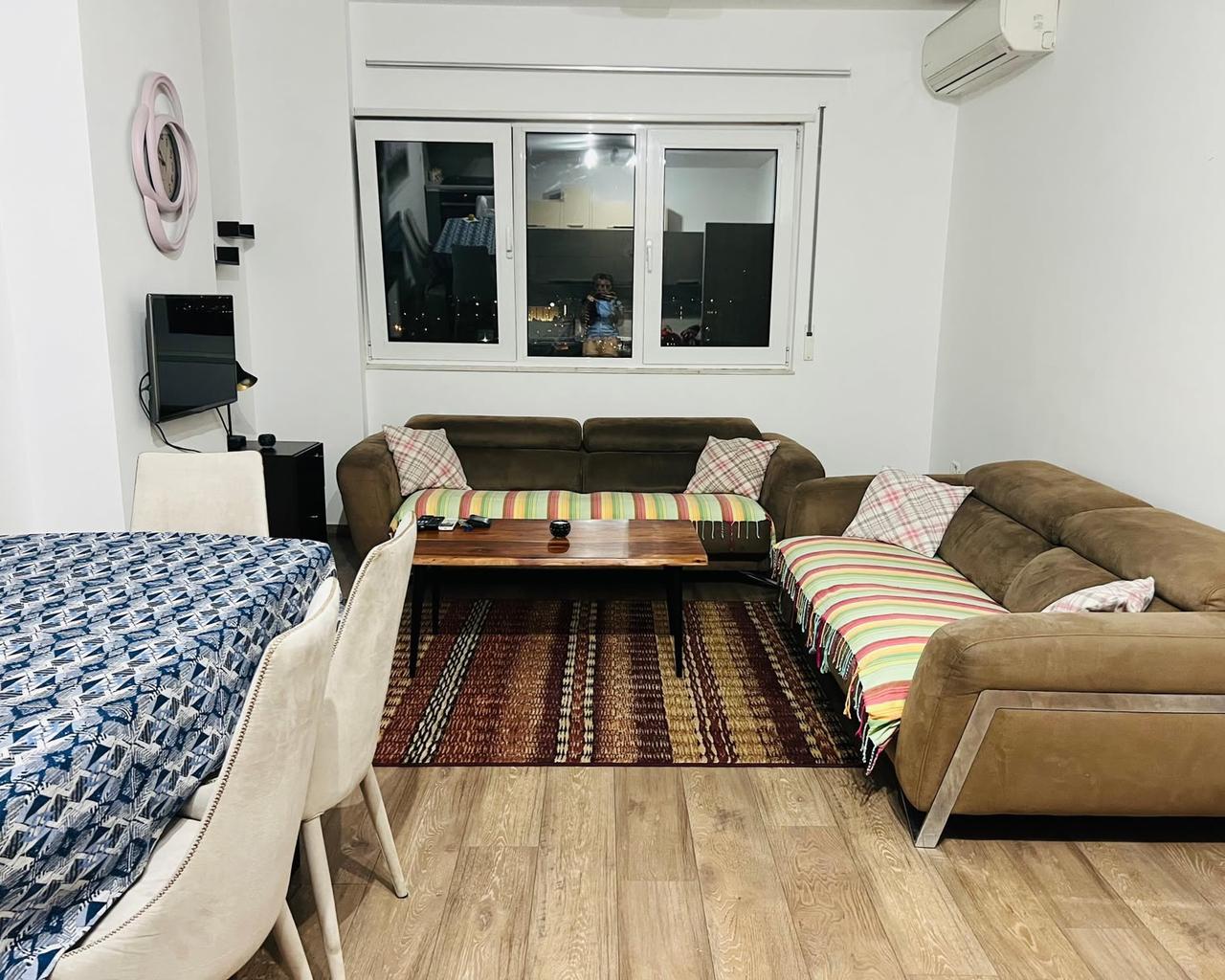 JEPET APARTAMENT ME QERA 2+1, JORDAN MISJA