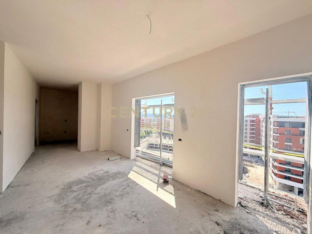 SHITET APARTAMENT 1+1 I PERFUNDUAR NE PASKUQAN