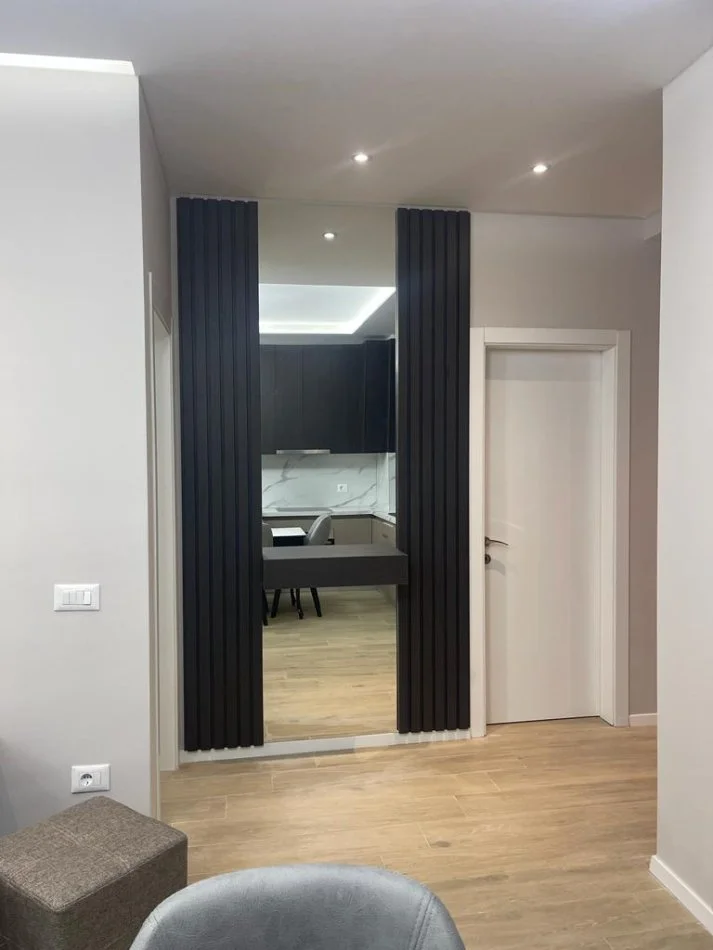 Tirana, appartamento in affitto, 1+1, Piano 3, 75 m², 850 € (COMUNE DI PARISIT)