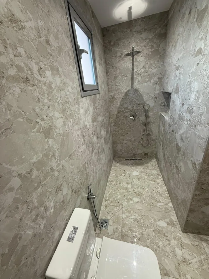Tirane, affitto appartamento 1+1 Piano 3, 65 m² 400 € (Farkë)